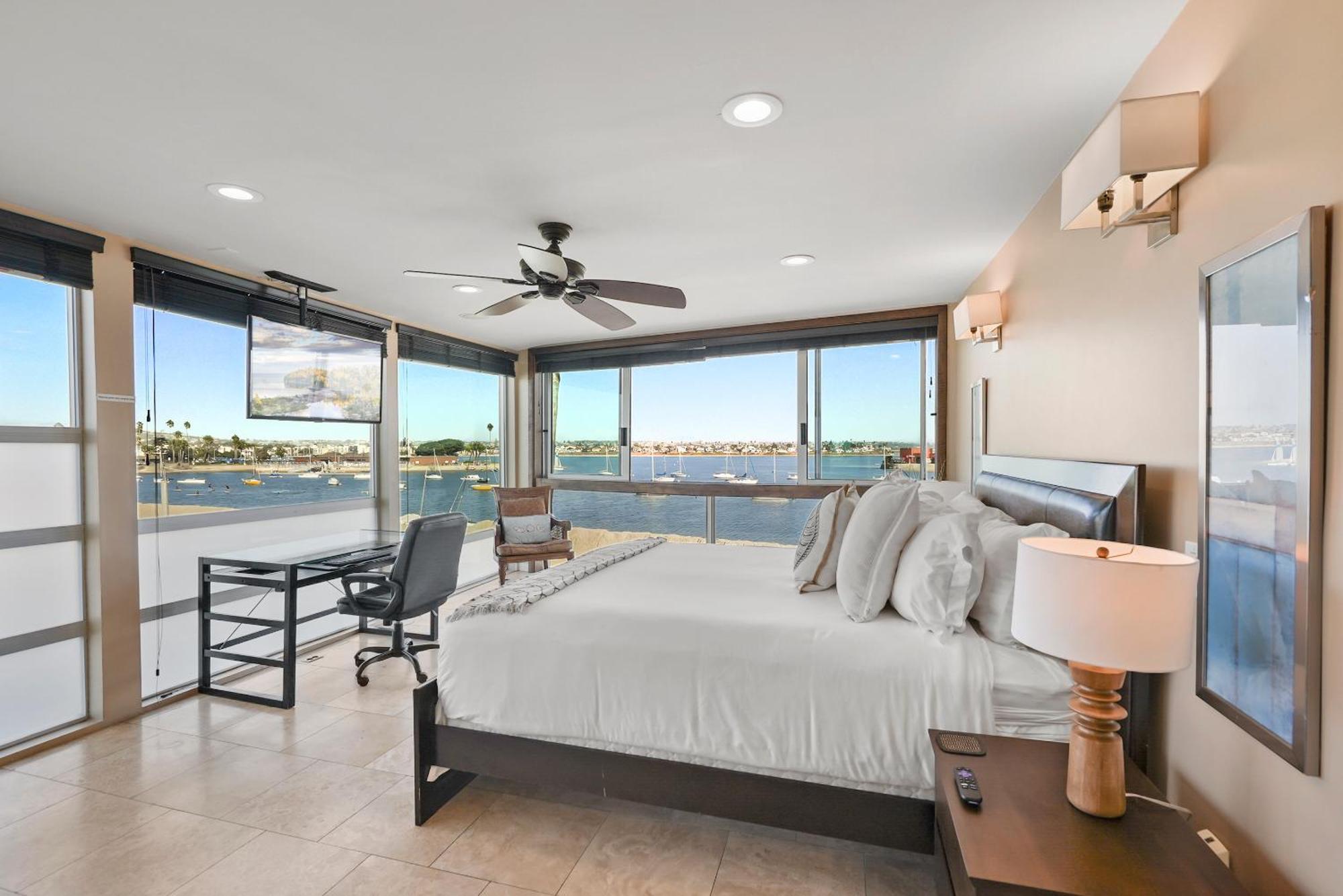 Stunning Bayfront Condo With Gorgeous Views, Garage, Massive Roof Deck & Ac - Dogs Welcome! San Diego Eksteriør bilde
